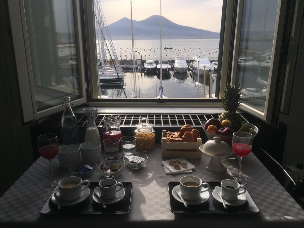 Borgo Marinari * Napoli